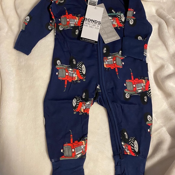 BNWT Bonds Wondersuit - Picture 4 of 5